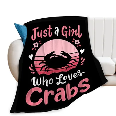Just a Girl Who Loves Crabs Blanket: Retro Crab Sunset Design