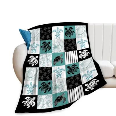 Sea Turtle Patchwork Pattern Blanket: Ocean Home Design
