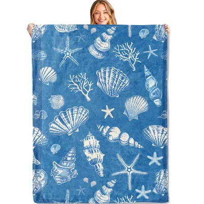 Ocean Shells and Starfish Pattern Blanket: Coastal Art for Your Couch