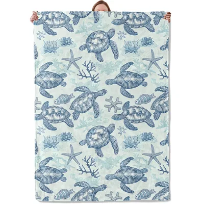 Sea Turtle Pattern Blanket: Underwater Illustration for Ocean Lovers