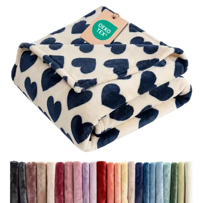 Heart Pattern Blanket for Cozy Nights and Gifts