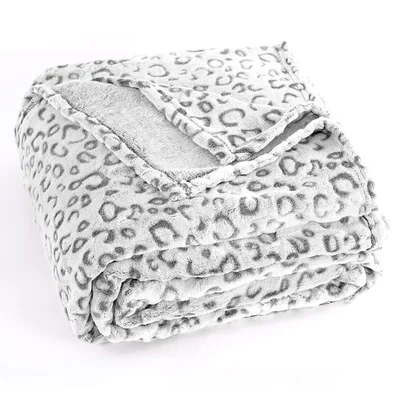 Cozy Plush Blanket Leopard Print Animal Design for Home