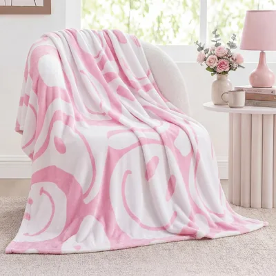 Distorted Smile Face Pattern Blanket: Wavy Pink Design for Retro Vibes