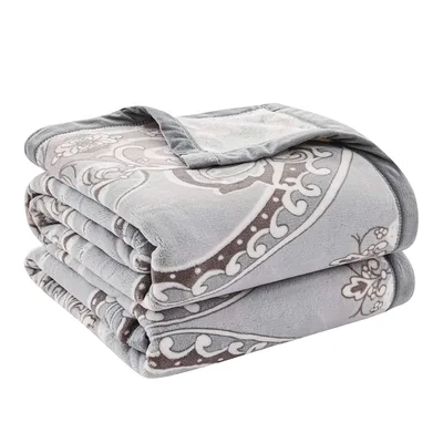 Gray Damask Ornate Pattern Blanket for Classic Interior Design
