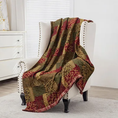 Ornate Paisley Medallion Pattern Blanket for Retro Interiors
