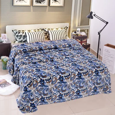 Blue Paisley Pattern Blanket: Classic Teardrop Design for Boho Lovers
