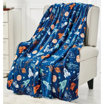 Space Rocket Blanket: Retro Rockets and Planets for Young Explorers