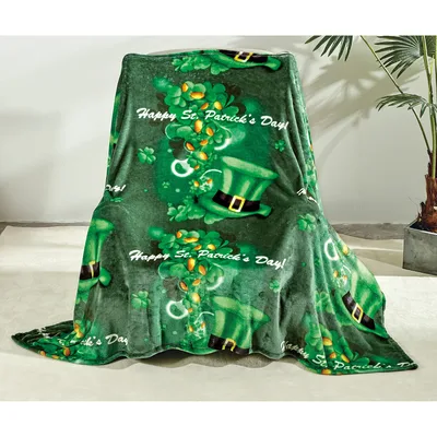 Leprechaun Hat Blanket: Happy St. Patrick's Day Shamrock Design