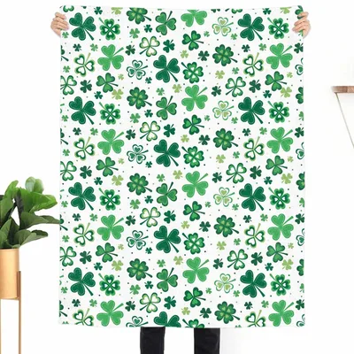 Lucky Green Clover Pattern Blanket: A Festive St. Patrick's Day Design