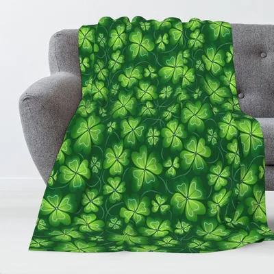 Green Shamrock Clover Pattern Blanket – Design 2