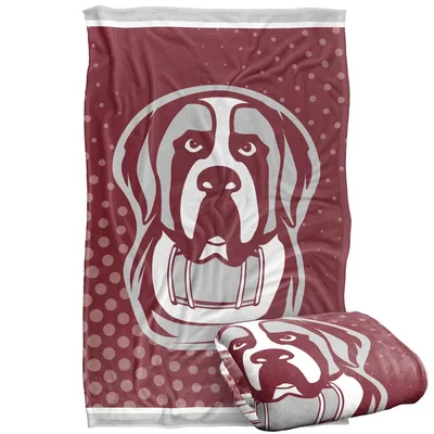 Maroon Dog Head Logo Blanket: A Bold Canine Design for Pet Lovers