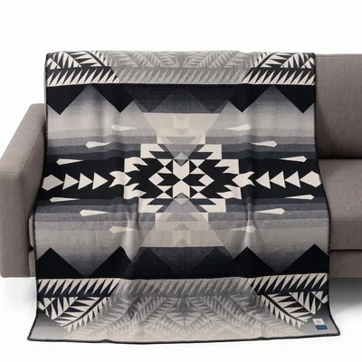 Southwest Geometric Pattern Blanket: Tribal Style Throw for Home