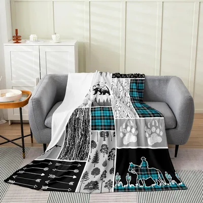 Western Horse Patchwork Pattern Blanket for Cabin Lovers